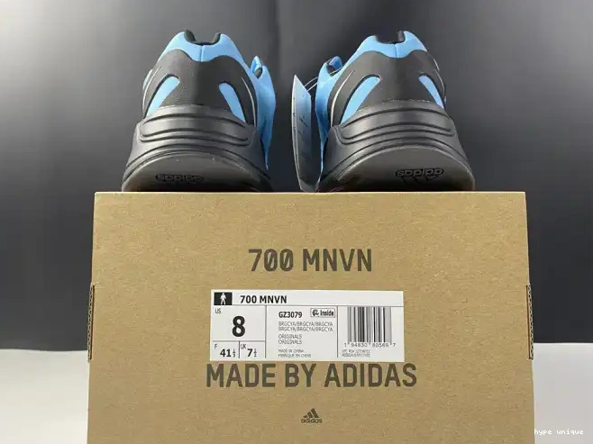 hype 700 Boost MNVN ADIDAS GZ3079 'Bright Yeezy Cyan' 0526